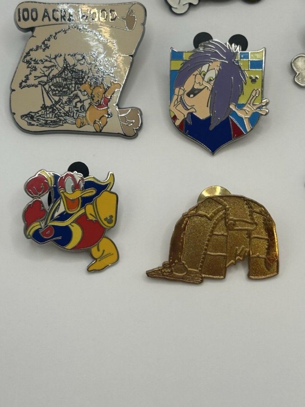 Lot Of 15 Walt Disney Trading Pins Minnie Mouse Atlantis Winnie The Pooh Haunted - Picture 3 of 13